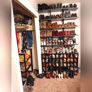 ♥️ DOWNSIZING MY CLOSETS ♥️